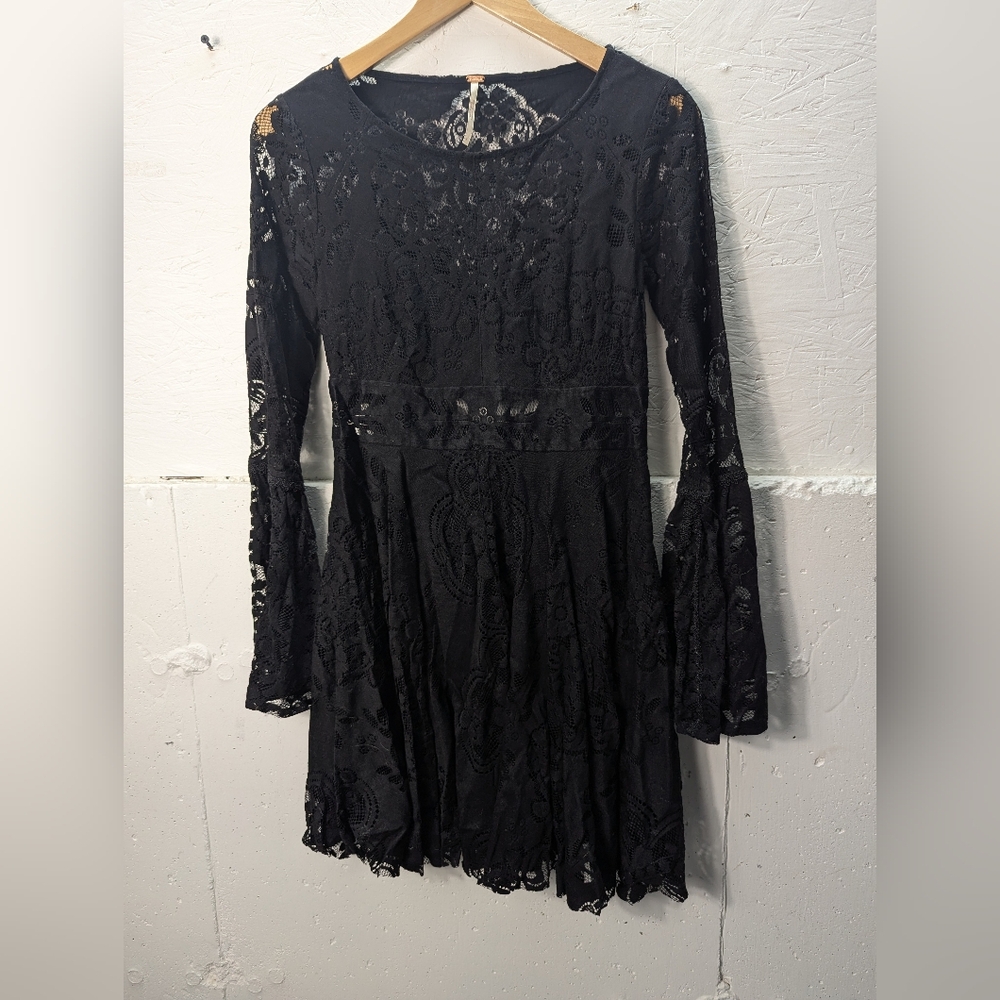 Free People 4 Dress Lace Black Lovers Festival Folk Short Bell Sleeve Bohemian